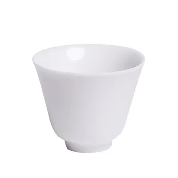 Керамичен комплект Малка единична чаша малък бвп ретро домакински чай набор от бяла е малка чаена чаша от бял порцелан тънка